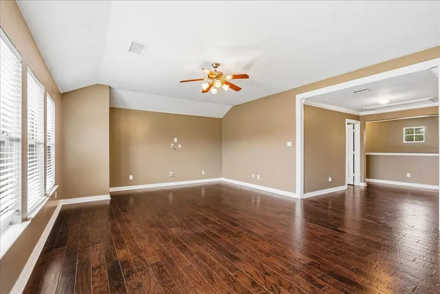 $389,900 | 11607 Seaglers Point Lane, Richmond, TX 77406