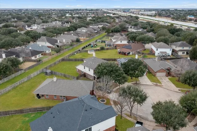 $389,900 | 11607 Seaglers Point Lane, Richmond, TX 77406