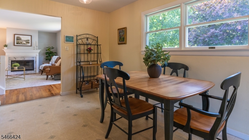 65 Parks Road Denville, NJ 07834 - Photo 12 of 42 Gallery Image 12