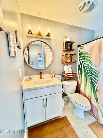 $134,999 | 1664 Beach Boulevard, Unit 26, Biloxi, MS 39531