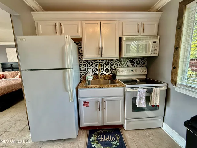 $134,999 | 1664 Beach Boulevard, Unit 26, Biloxi, MS 39531