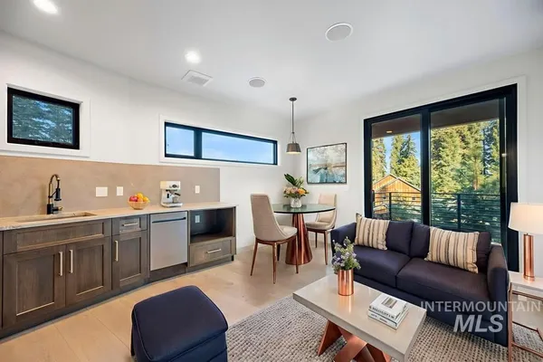 $2,489,000 | 1008 Violet Way, McCall, ID 83638