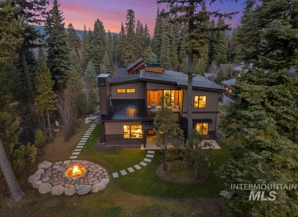 $2,489,000 | 1008 Violet Way, McCall, ID 83638