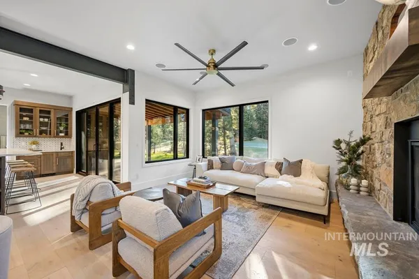 $2,489,000 | 1008 Violet Way, McCall, ID 83638
