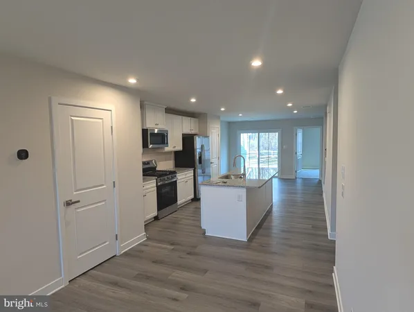 $2,850 | 114 Red Lion Court, Atco, NJ 08004