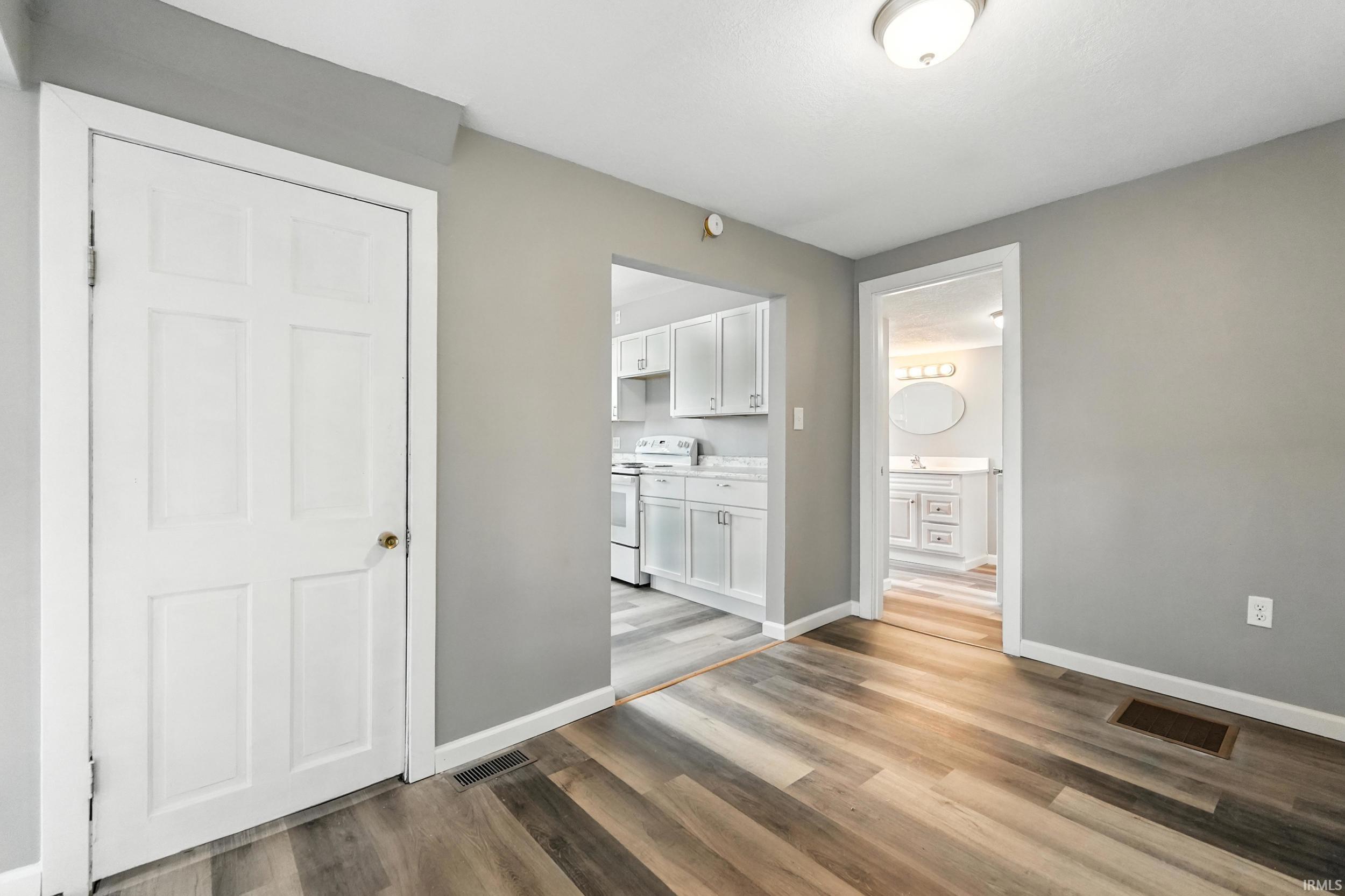 615 East Main Street Butler, IN 46721 - Photo 17 of 36