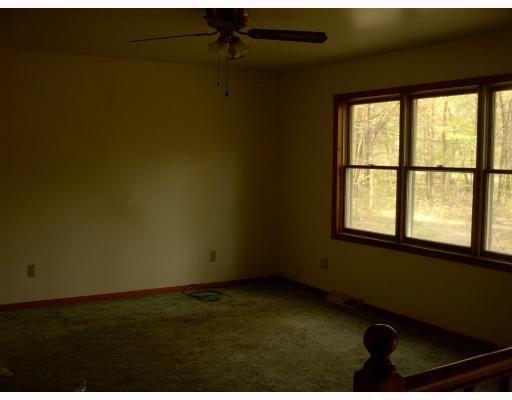 189 Staff Road Slippery Rock, PA 16057 - Photo 2 of 8 Living Room.