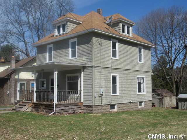 226 Summit Avenue Oneida, NY 13421 - Photo 1 of 1 Exterior Front