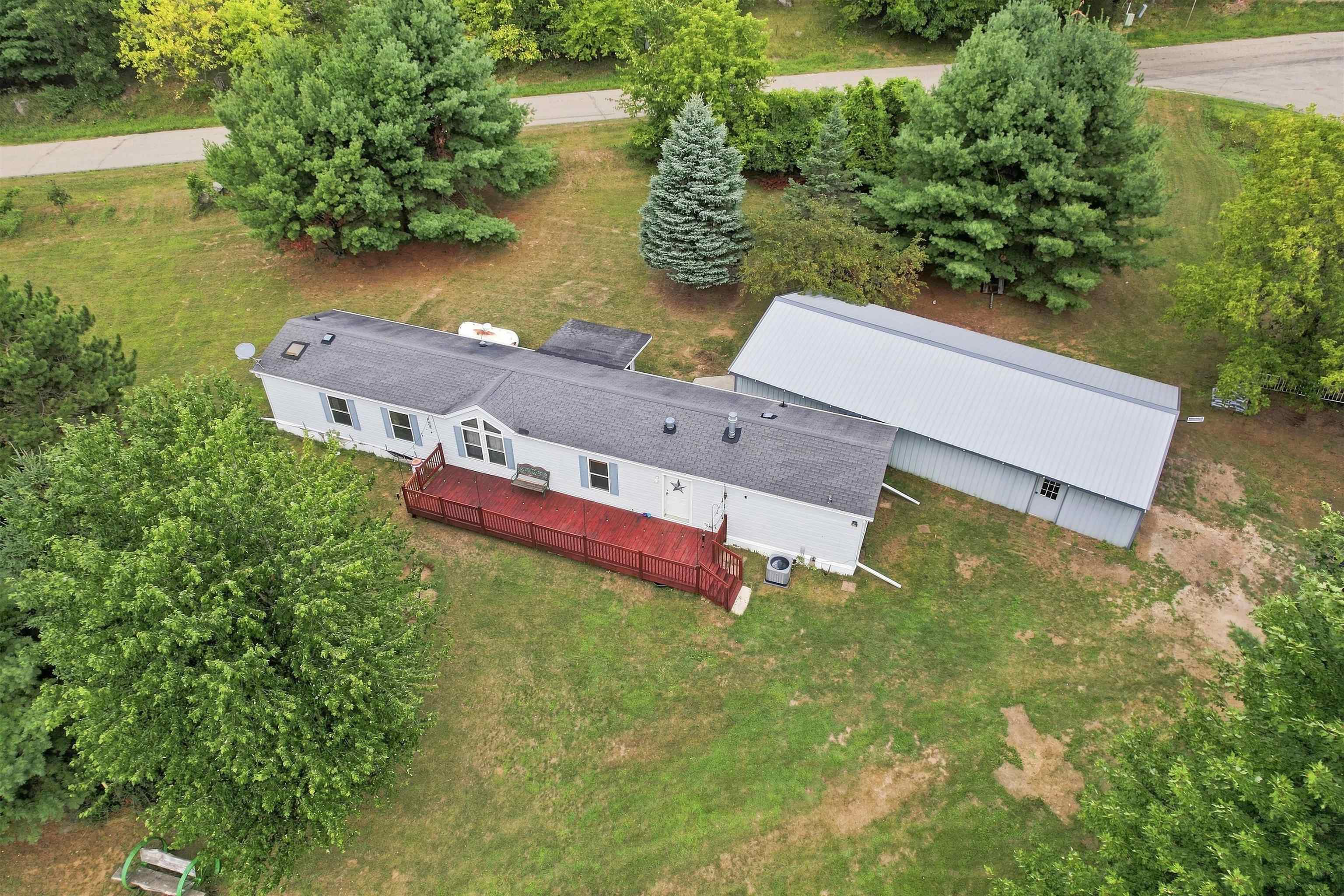 N485 E Road Waupaca, WI 54981 - Photo 5 of 49 Gallery Image 5