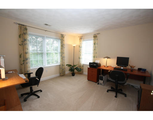 25 Surrey Road Littleton, MA 01460 - Photo 20 of 25 Gallery Image 20
