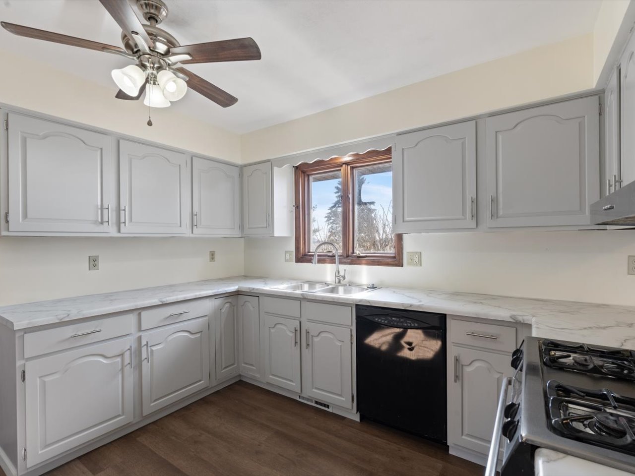 12292 Indian Trail Road Geneseo, IL 61254 - Photo 18 of 64