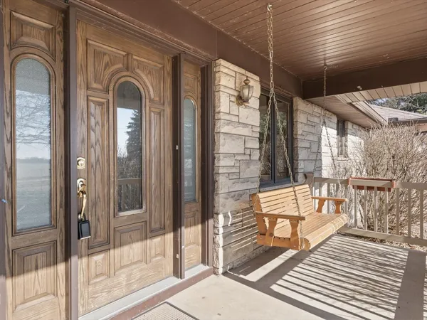 $381,500 | 12292 Indian Trail Road, Geneseo, IL 61254