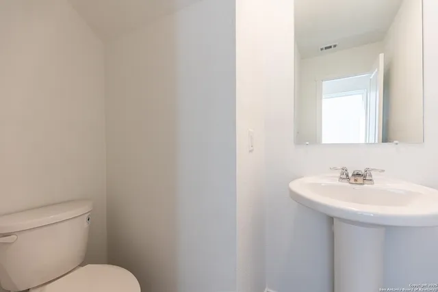 $1,800 | 12136 La Cuchilla San Antonio Tx 78245, San Antonio, TX 78245