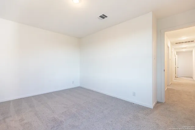 $1,800 | 12136 La Cuchilla San Antonio Tx 78245, San Antonio, TX 78245