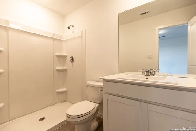 $1,800 | 12136 La Cuchilla San Antonio Tx 78245, San Antonio, TX 78245