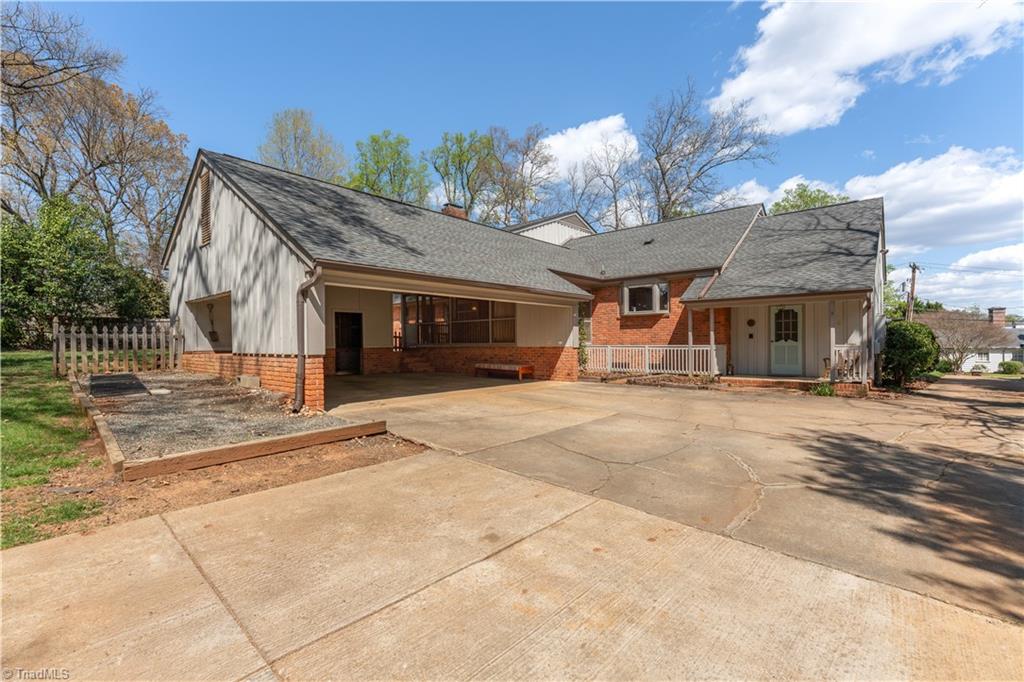 1903 Huntington Road Greensboro, NC 27408 - Photo 39 of 49