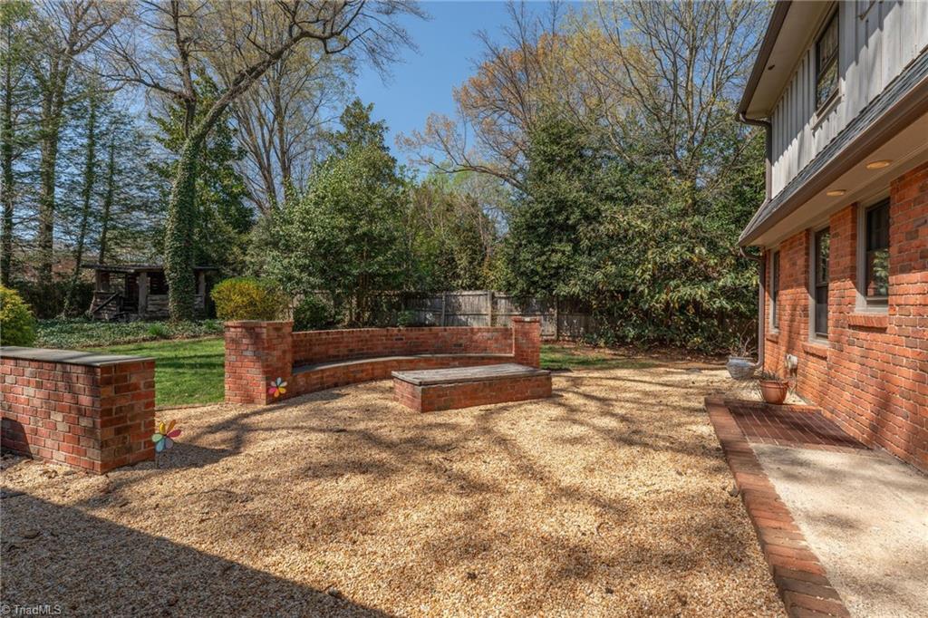 1903 Huntington Road Greensboro, NC 27408 - Photo 42 of 49