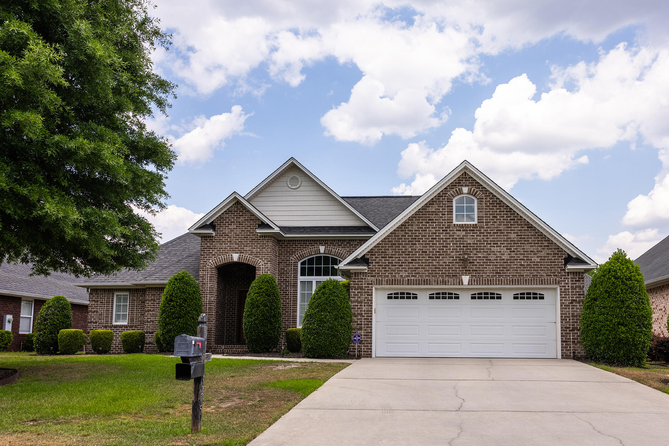3215 Dewees Court Sumter, SC 29150 - Photo 4 of 64