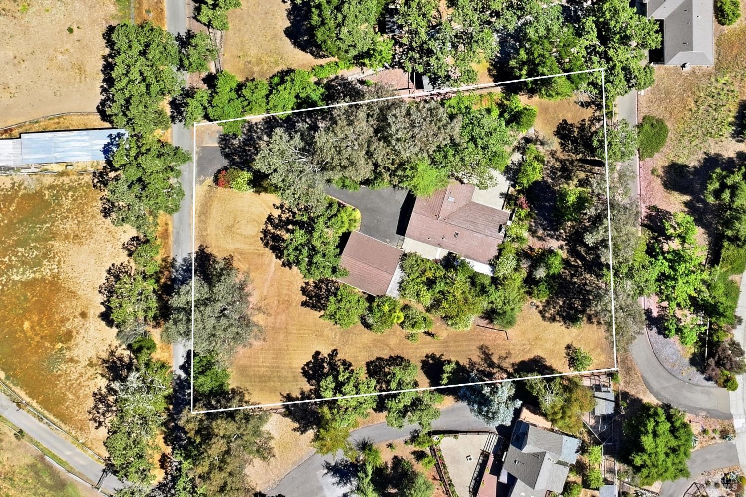 5565 Highway 12 Santa Rosa, CA 95409 - Photo 1 of 49