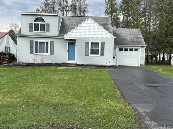 $2,300 | 103 Rockland Drive, Clay, NY 13212