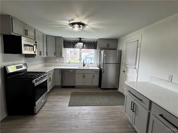 $2,300 | 103 Rockland Drive, Clay, NY 13212