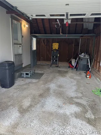 $2,300 | 103 Rockland Drive, Clay, NY 13212