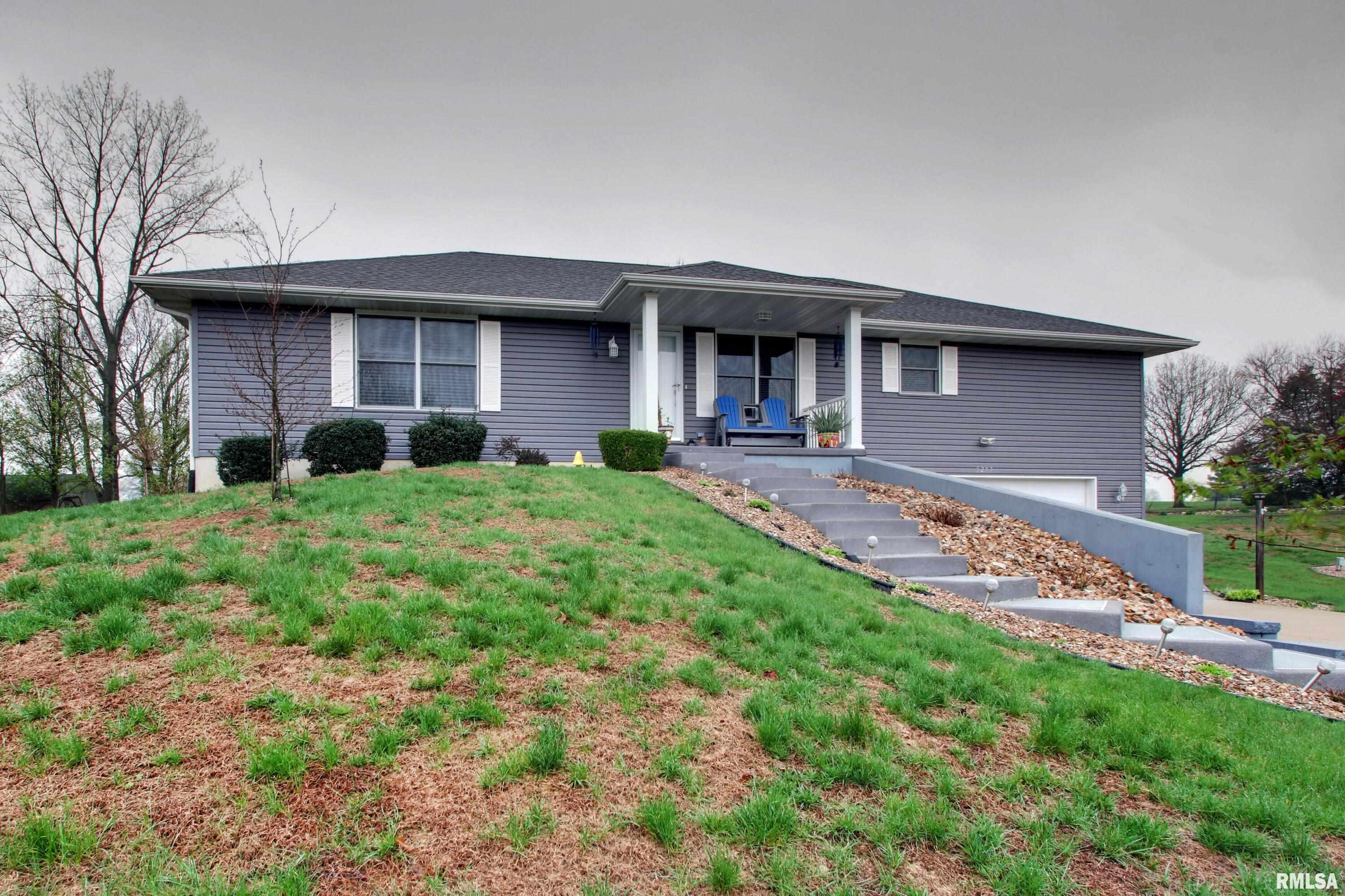 5297 Apache Pass Quincy, IL 62305 - Photo 1 of 24