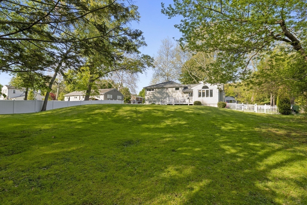 75 Perry Avenue Lynnfield, MA 01940 - Photo 29 of 31