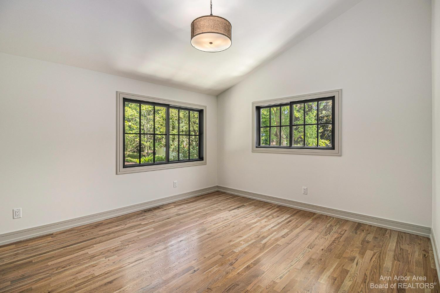 905 Avon Road Ann Arbor, MI 48104 - Photo 34 of 53 Photo 34