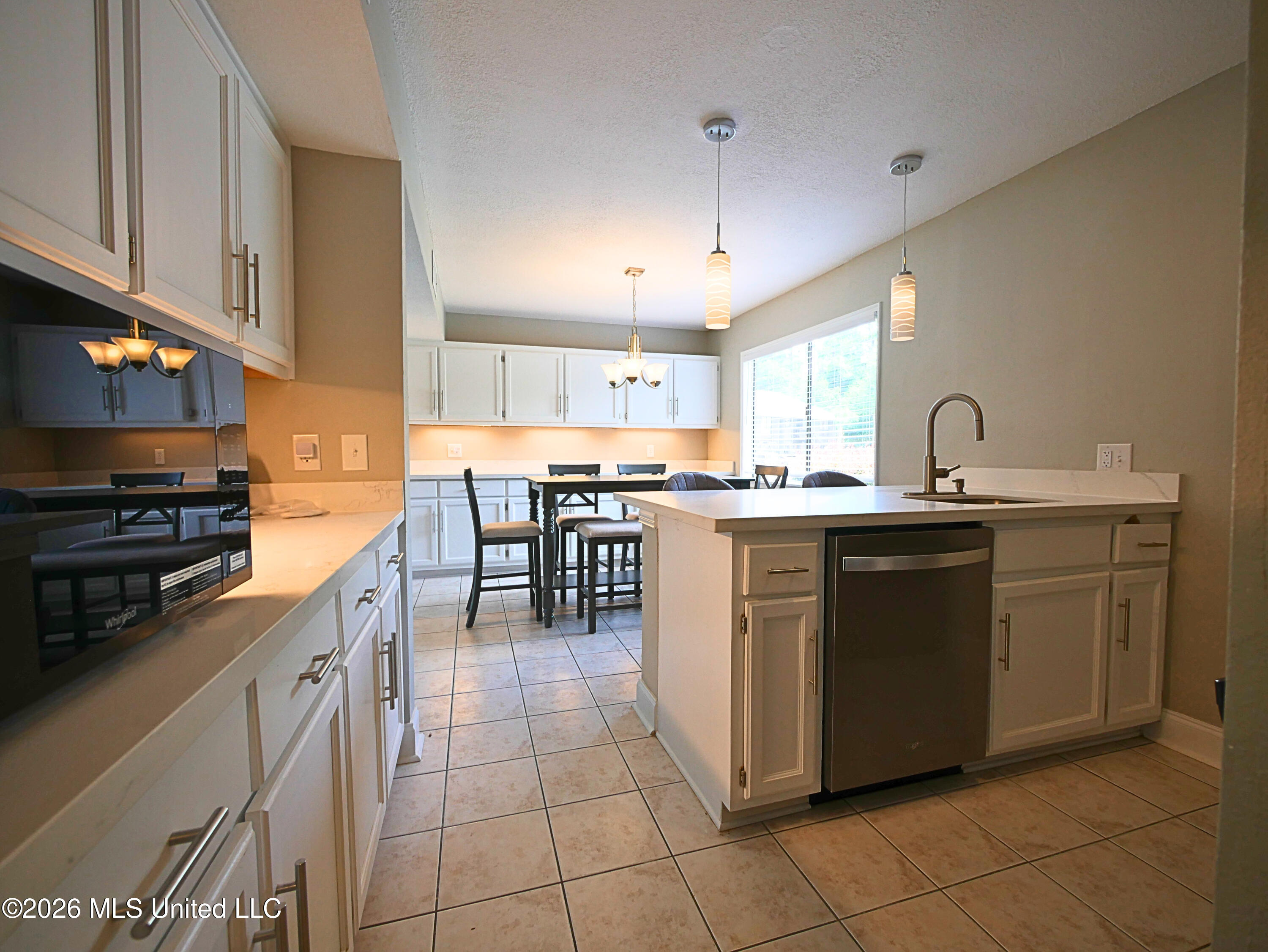 159 Lanai Diamondhead, MS 39525 - Photo 11 of 35 P1120894 - Edited