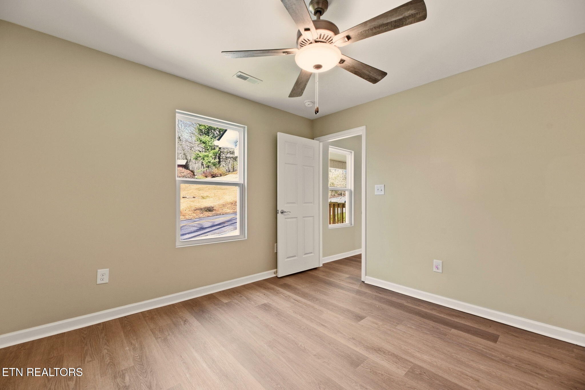 136 California Avenue Oak Ridge, TN 37830 - Photo 14 of 23 15-web-or-mls-Clfrn136 (44)