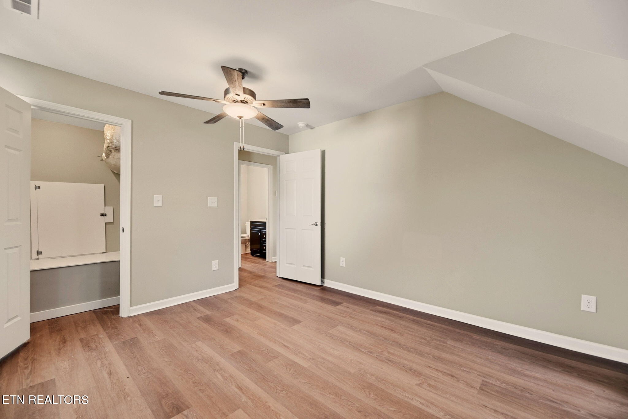 136 California Avenue Oak Ridge, TN 37830 - Photo 18 of 23 19-web-or-mls-Clfrn136 (56)