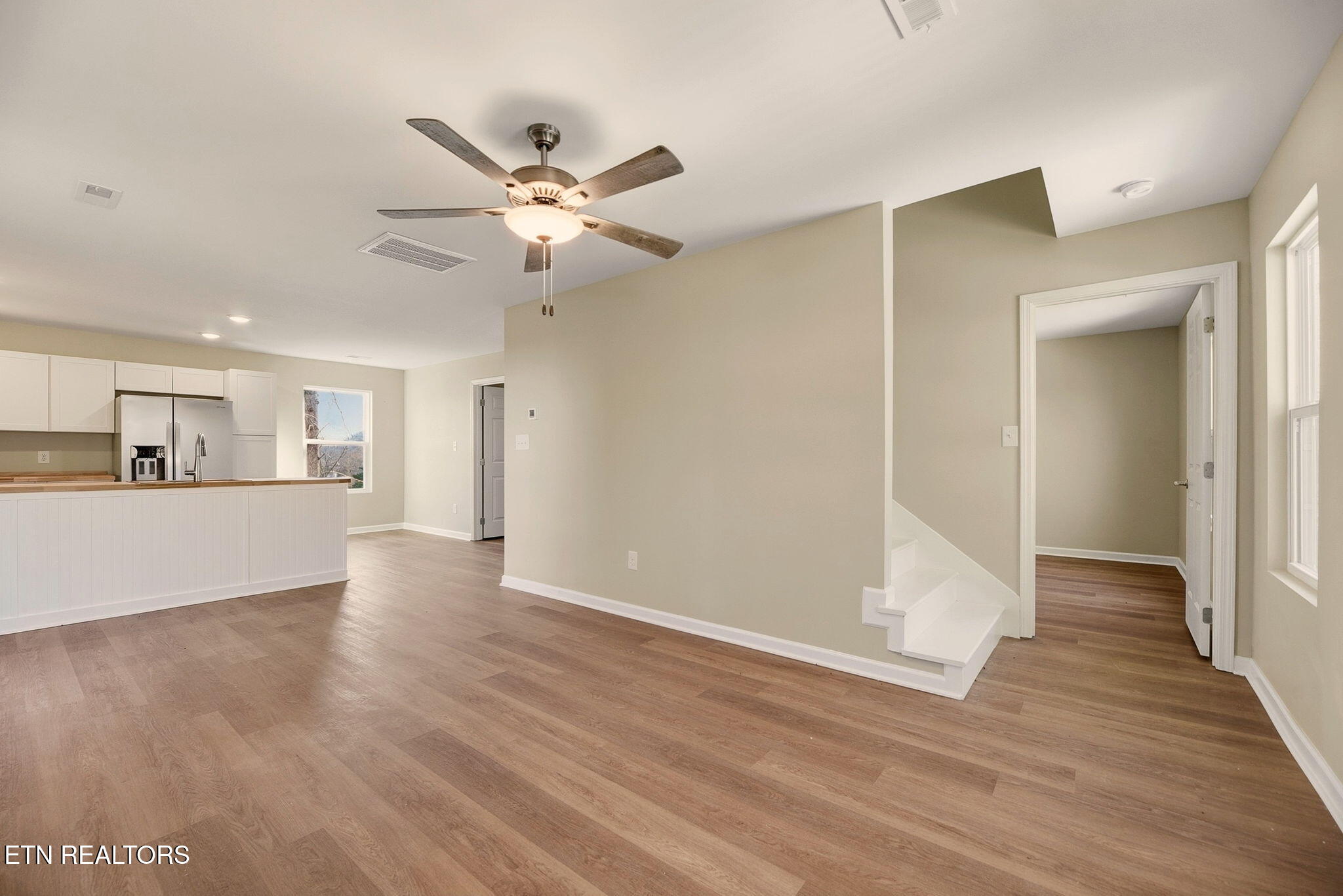 136 California Avenue Oak Ridge, TN 37830 - Photo 6 of 23 7-web-or-mls-Clfrn136 (23)