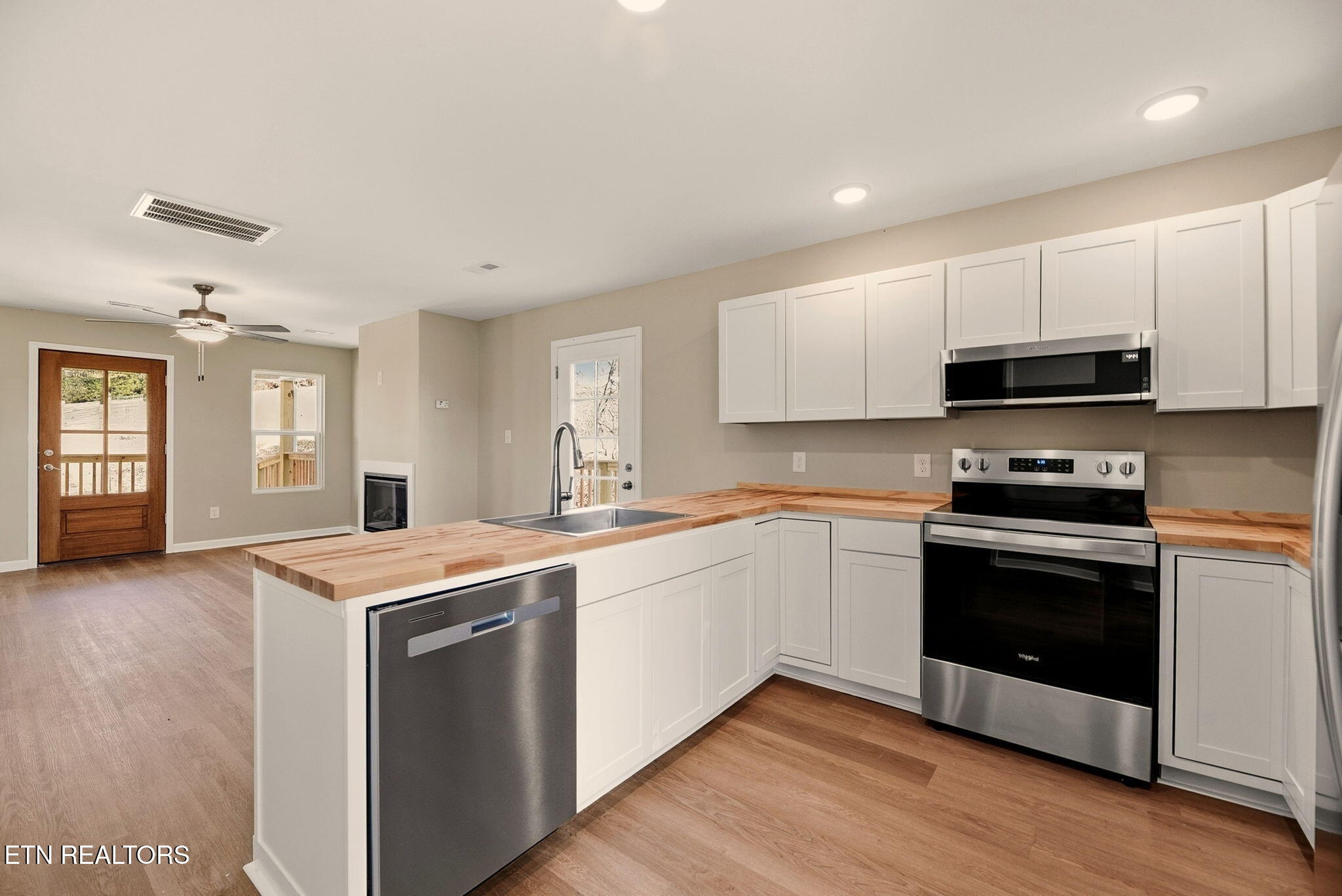 136 California Avenue Oak Ridge, TN 37830 - Photo 9 of 23 10-web-or-mls-Clfrn136 (26)