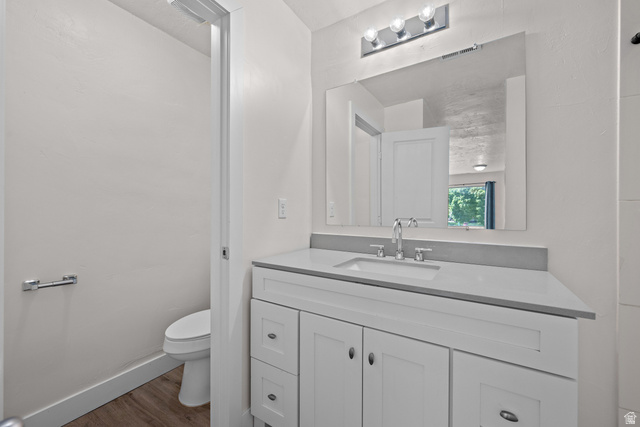 895 400 North Orem, UT 84057 - Photo 18 of 46