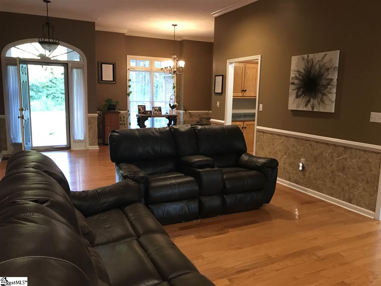 1714 Old Pendleton Road Easley, SC 29642 - Photo 7 of 35 Gallery Image 7