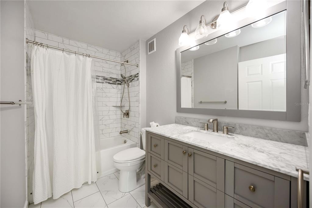 8821 Manor Loop, Unit 101 Lakewood Ranch, FL 34202 - Photo 23 of 30