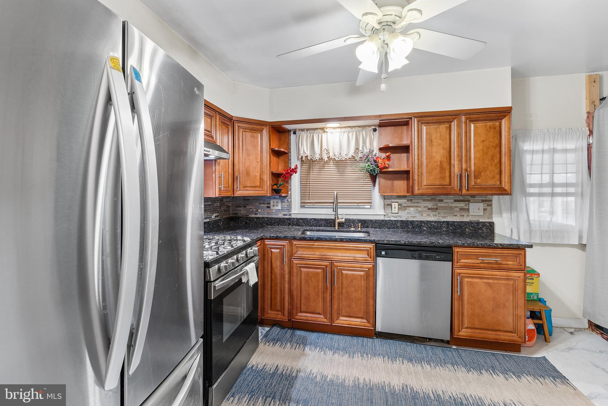 6030 Chesworth Road Catonsville, MD 21228 - Photo 5 of 34