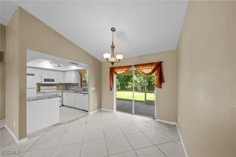 $250,000 | 117 Southeast 10th Terrace, Cape Coral, FL 33990