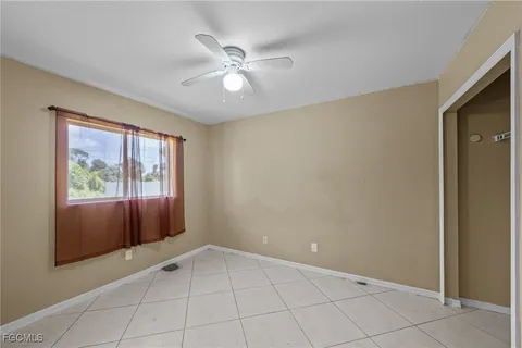 $250,000 | 117 Southeast 10th Terrace, Cape Coral, FL 33990