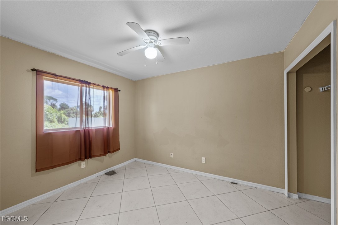 117 Southeast 10th Terrace Cape Coral, FL 33990 - Photo 17 of 26