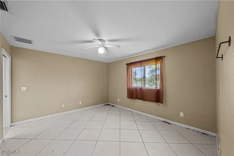 $250,000 | 117 Southeast 10th Terrace, Cape Coral, FL 33990