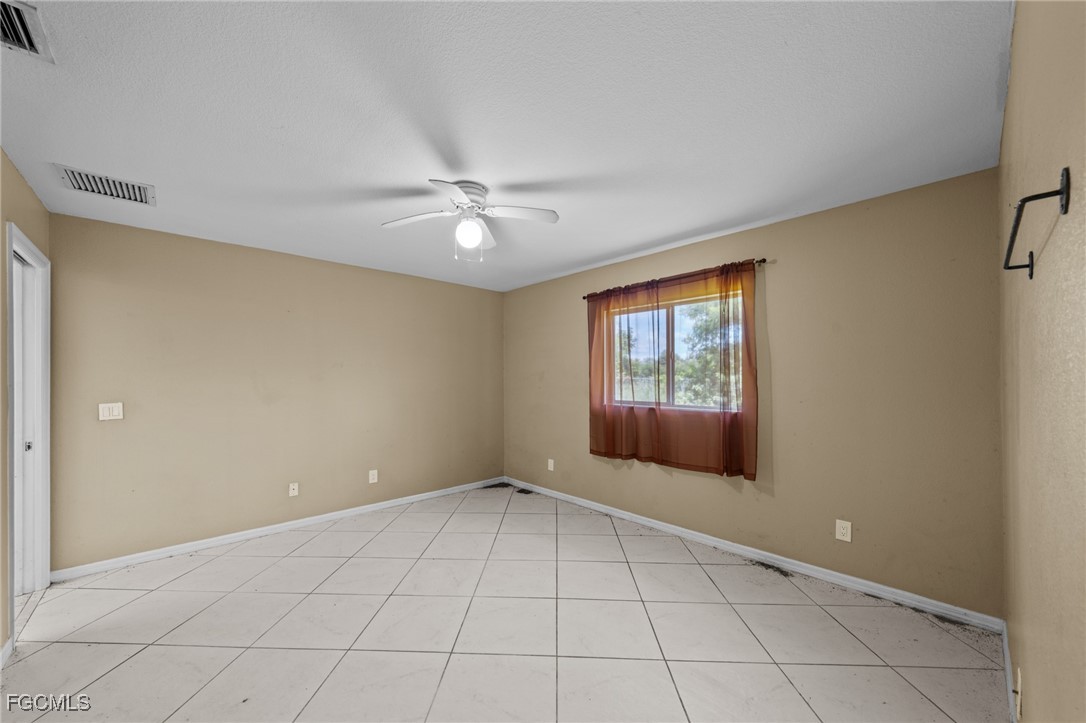 117 Southeast 10th Terrace Cape Coral, FL 33990 - Photo 19 of 26