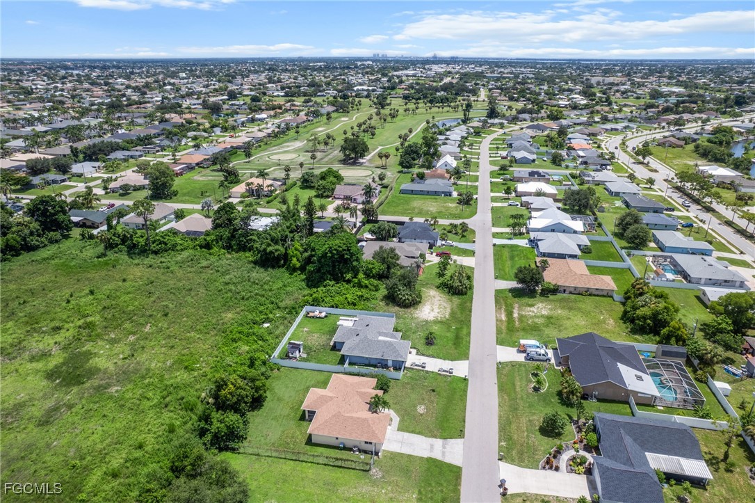 117 Southeast 10th Terrace Cape Coral, FL 33990 - Photo 2 of 26