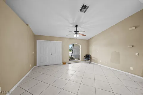 $250,000 | 117 Southeast 10th Terrace, Cape Coral, FL 33990