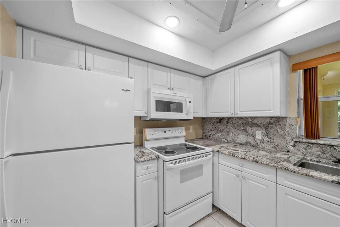 117 Southeast 10th Terrace Cape Coral, FL 33990 - Photo 9 of 26