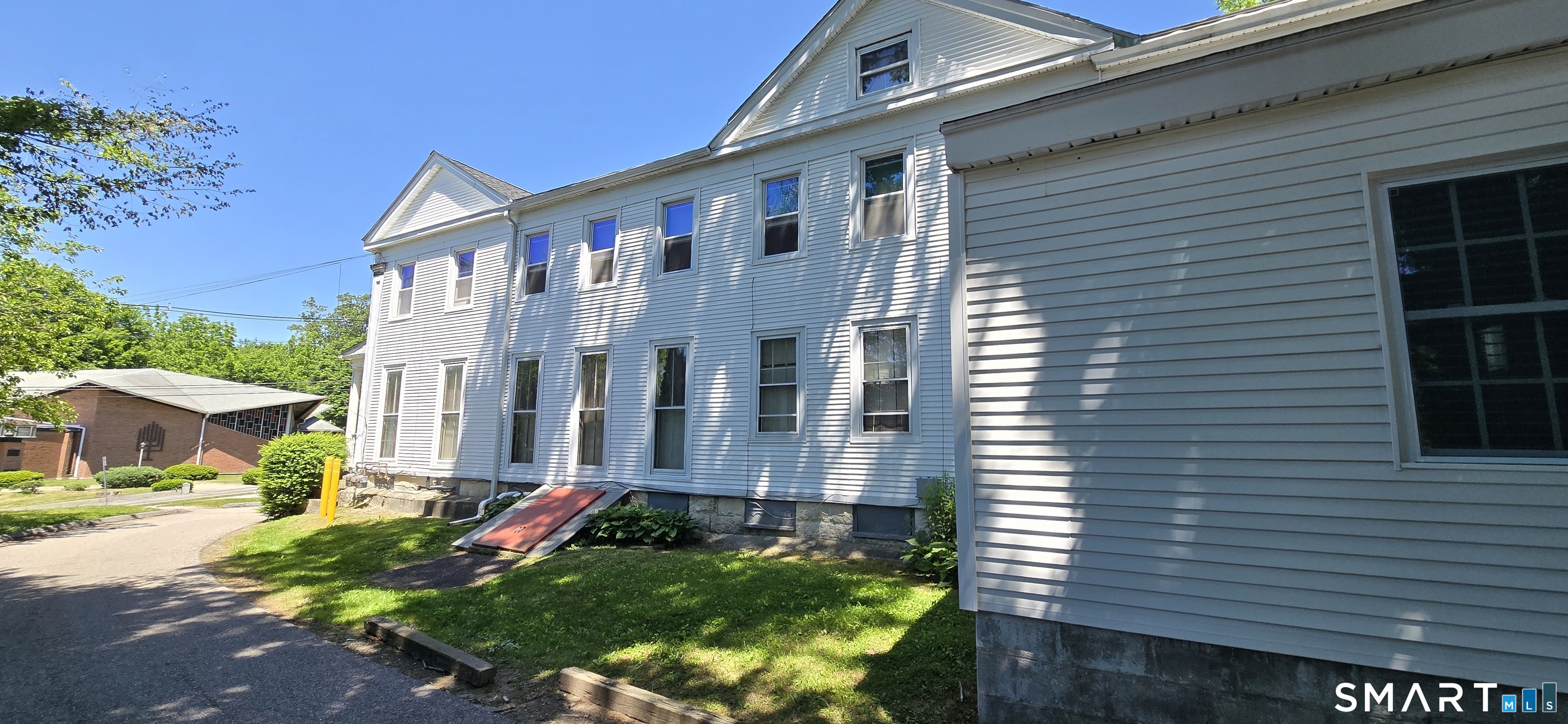7 Broad Street Norwich, CT 06360 - Photo 24 of 30