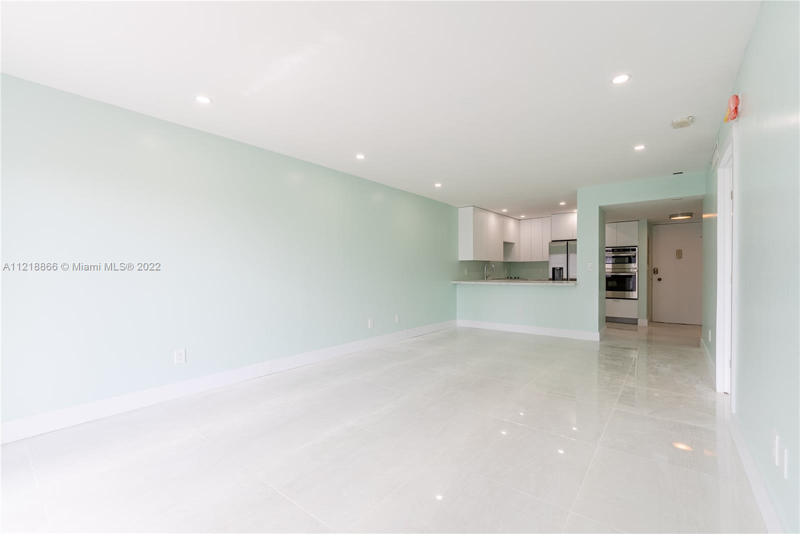 1450 Lincoln Road, Unit 608 Miami Beach, FL 33139 - Photo 16 of 22 Gallery Image 16