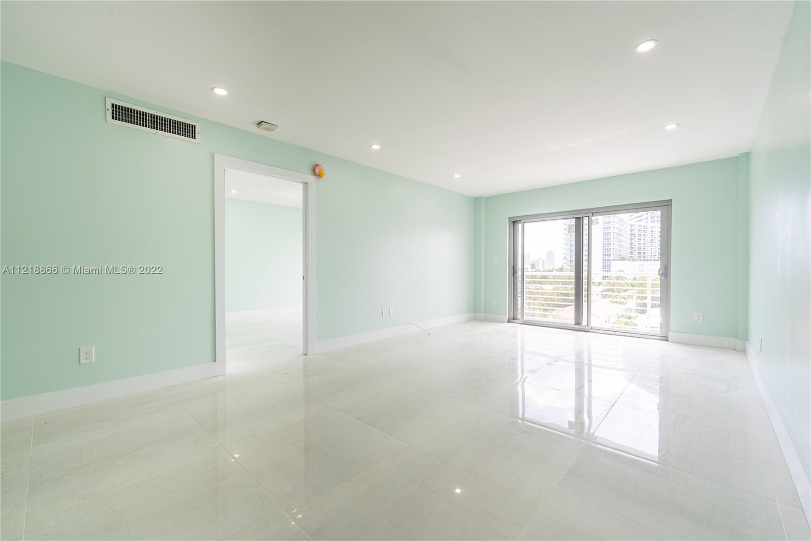 1450 Lincoln Road, Unit 608 Miami Beach, FL 33139 - Photo 6 of 22 Gallery Image 6