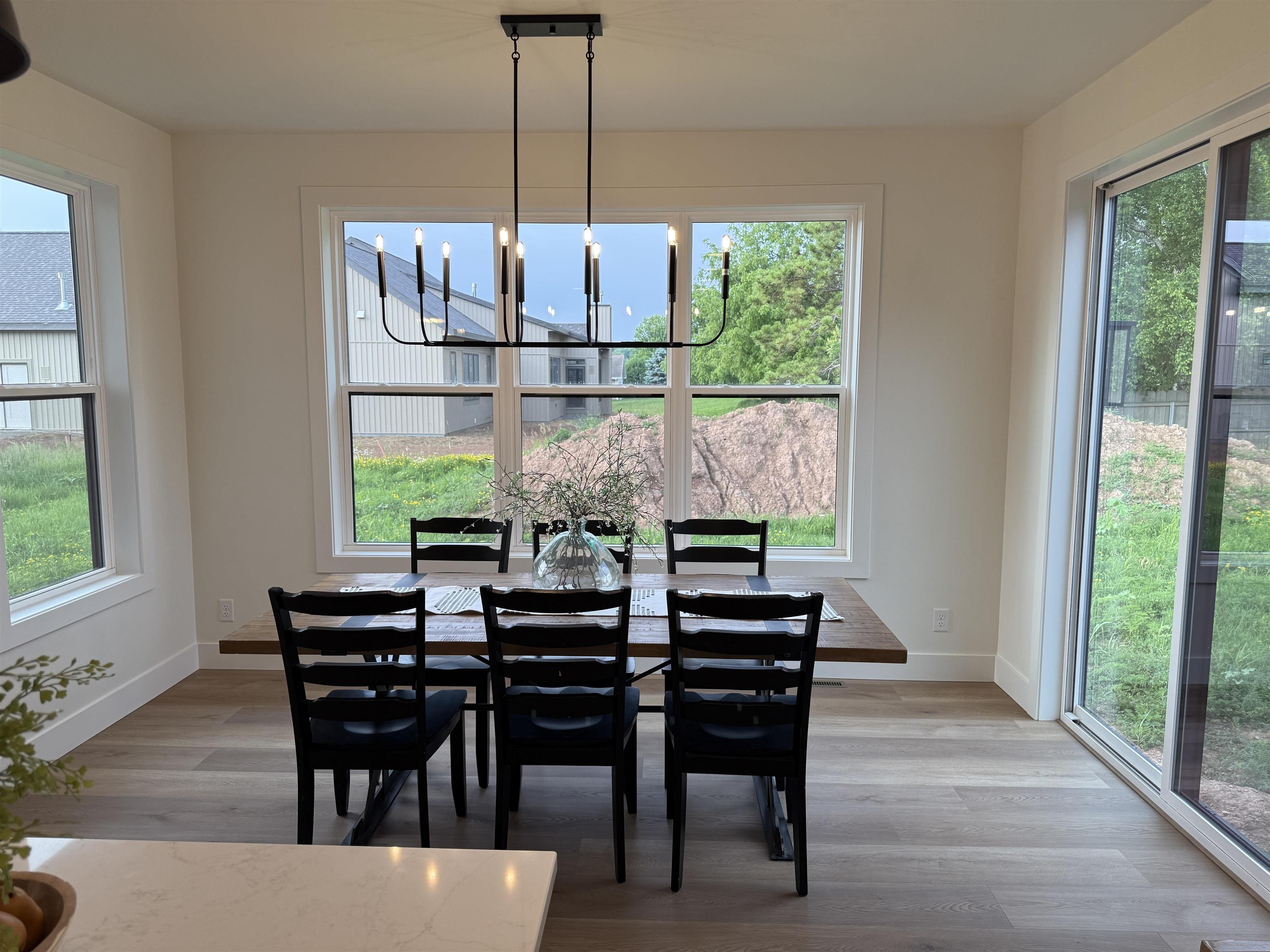 409 Jerelyn Court Combined Locks, WI 54113 - Photo 9 of 25